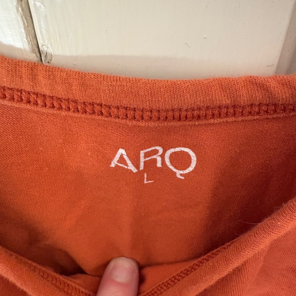 ARQ Full Coverage Bra in color Rust (Burnt Orange) size L - Picture 3 of 3